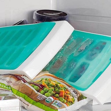 OXO Good Grips No-Spill Ice Cube Tray with Silicone Lid